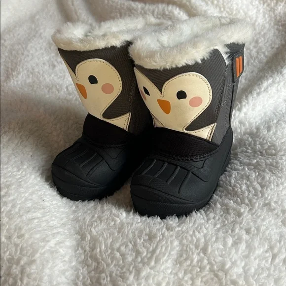 Cat & Jack Toddler Snowboots - Picture 2 of 5
